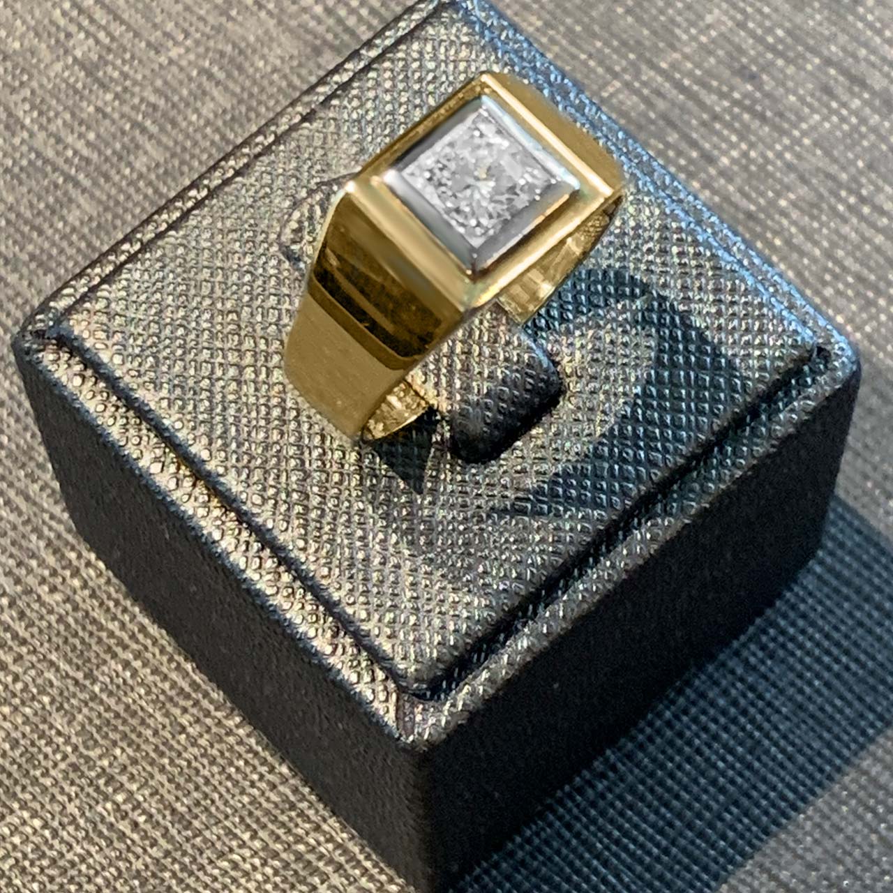 Brillant Siegel Ring Herren aus 585/- Gold EXR4068